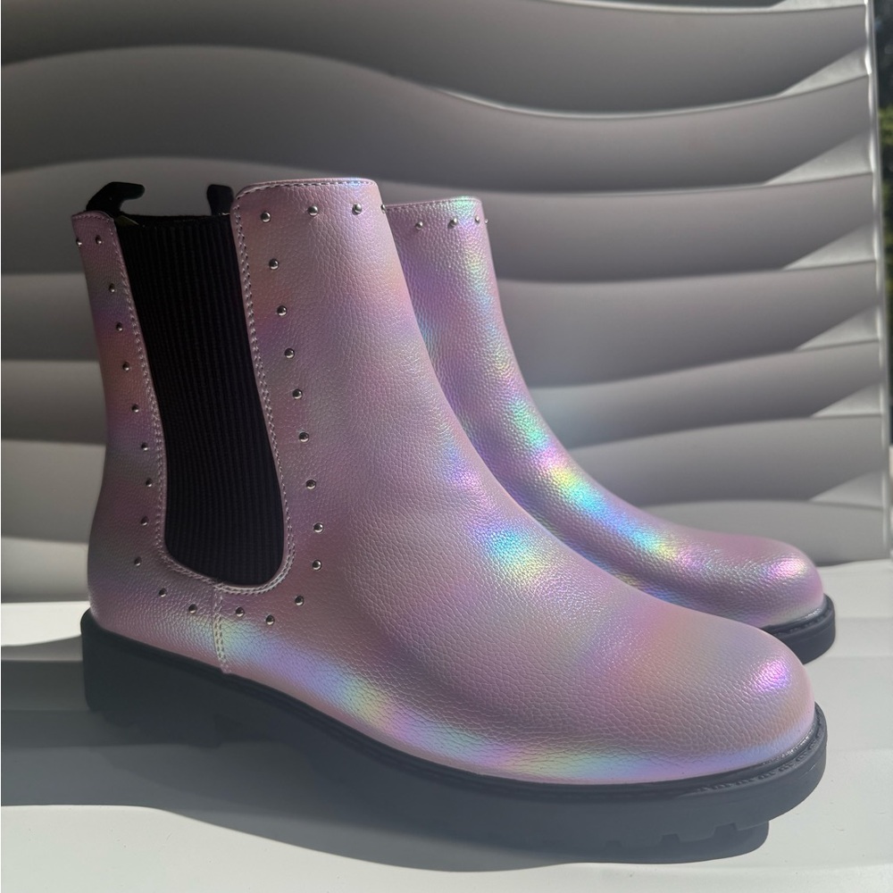 Holographic Chelsea Boots for girls pink stylish shoes